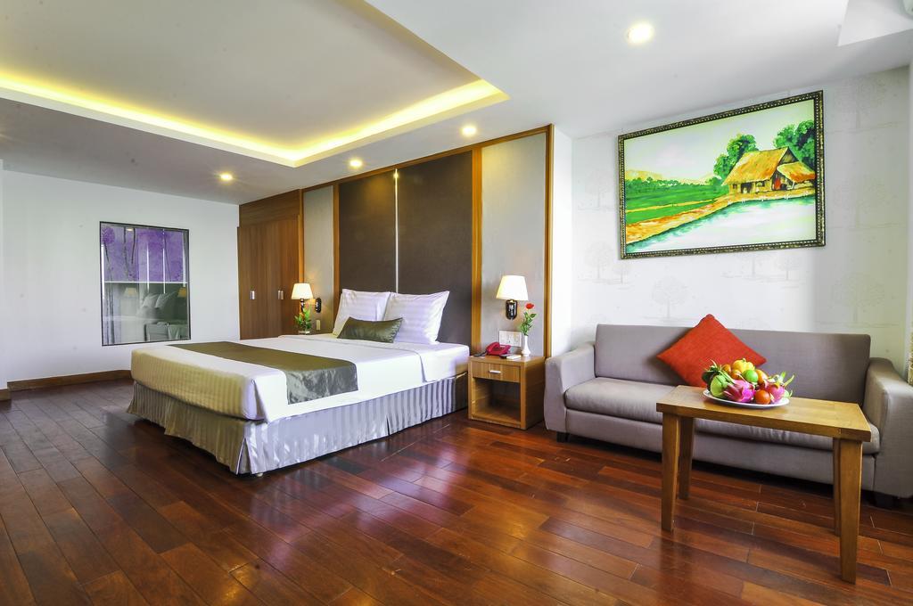 Oriental Nha Trang Hotel - Doi Dien Bai Bien Εξωτερικό φωτογραφία
